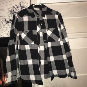 LA hearts black and white flannel